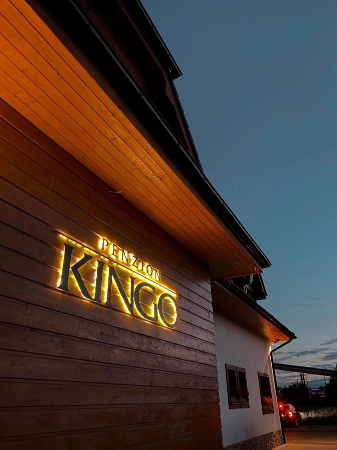 Penzion Kingo Nemšová Esterno foto
